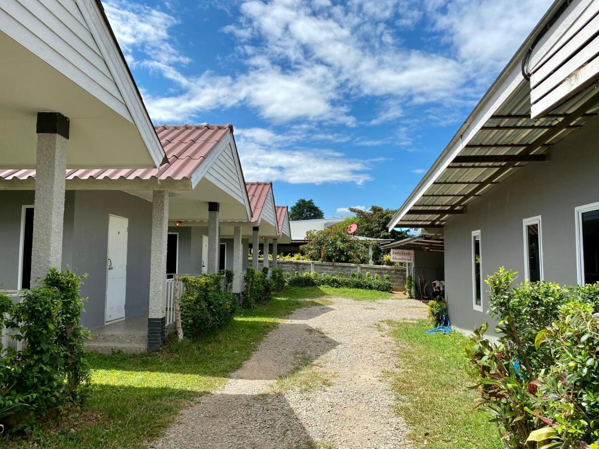 Huen Vasana Chiang Dao Hotel Exterior photo